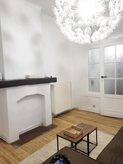 Appartement Style Haussmannien 1 Bedroom 브뤼셀 외부 사진
